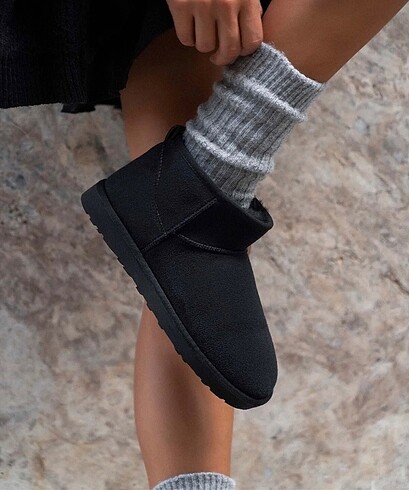 ugg bot