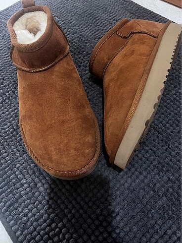 Ugg ugg bot