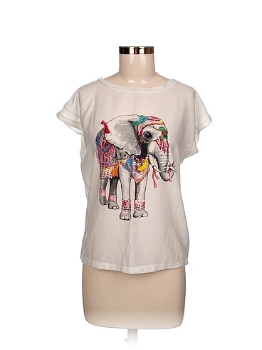 Diğer T-shirt %70 İndirimli.
