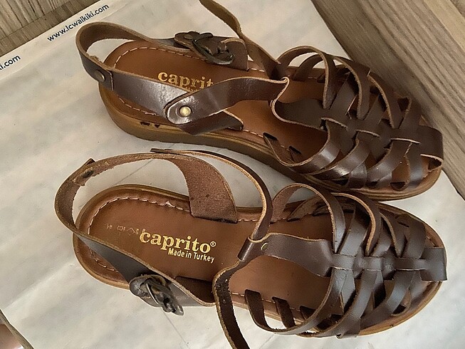 Diğer Caprito kahverengi bayan sandalet tarzı deri ayakkabı yeni 38