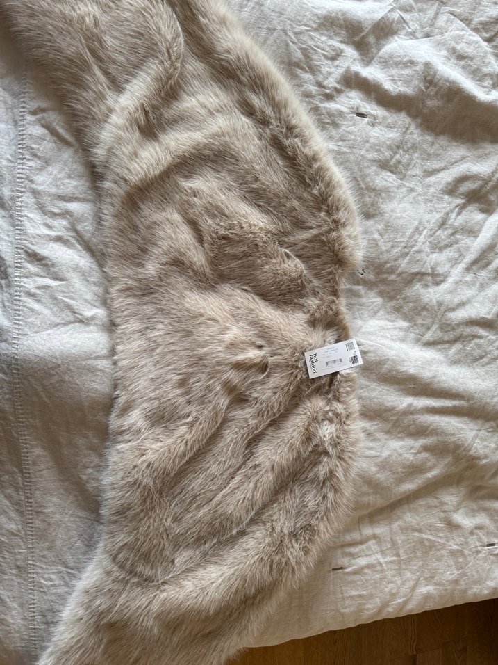 Bej Renkli Kürk Detaylı Kadın Kazak - Görsel 3