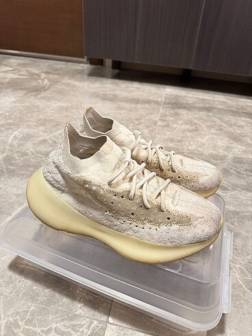 Adidas Yeezy Boots 380