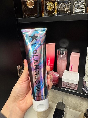 Glam Glow Yüz Temizleme Köpüğü