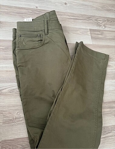 42 Beden Mango chino pantolon