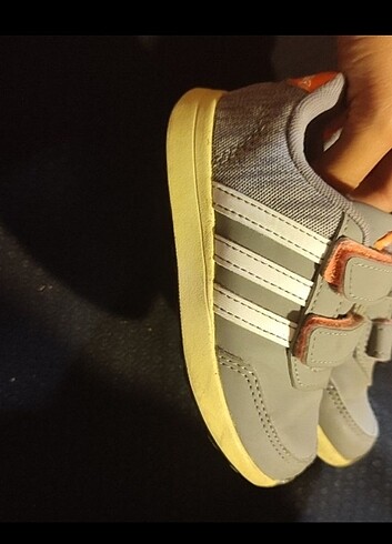 Adidas spor ayakkabı