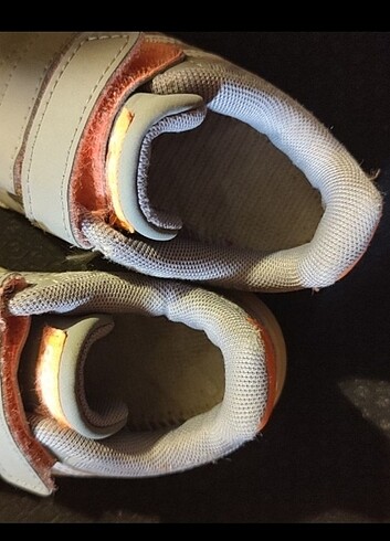 23 Beden Adidas spor ayakkabı