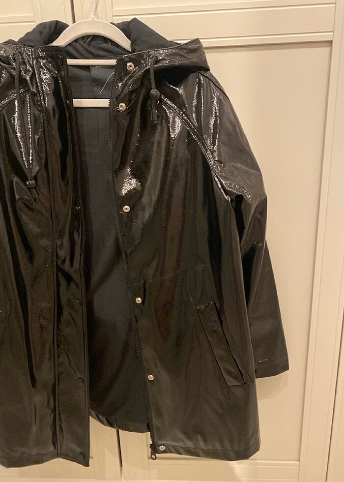 Yağmurluk rugan pull&bear - Görsel 2