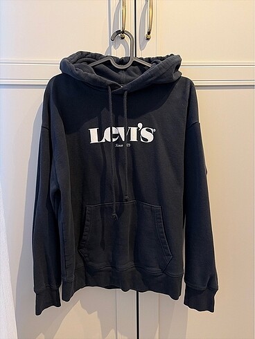 Levis Sweatshirt