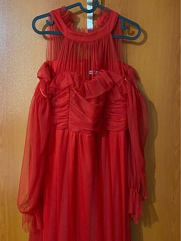 44 Beden Kırmızı elbise