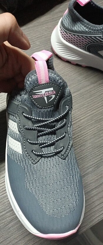 Nike Tonny black