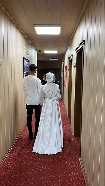 Nikah elbisesi