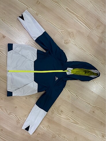 Decathlon erkek çocuk yağmurluk