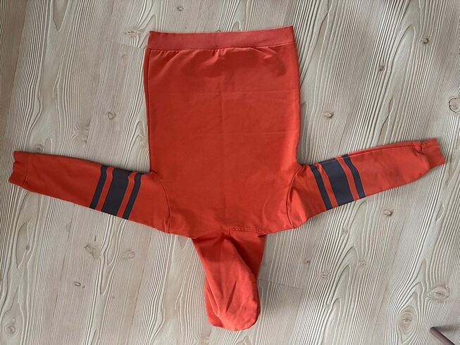 6 Yaş Beden turuncu Renk Erkek çocuk kapüşonlu sweatshirt