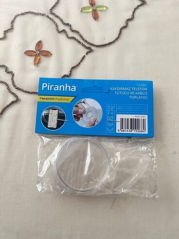 Piranha Sıfır araç içi kablo toplayıcı telefon tutucu