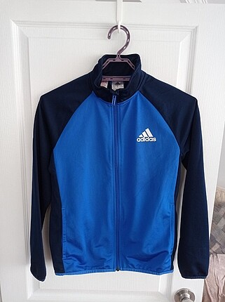 ADIDAS ESOFMAN TAKIMI