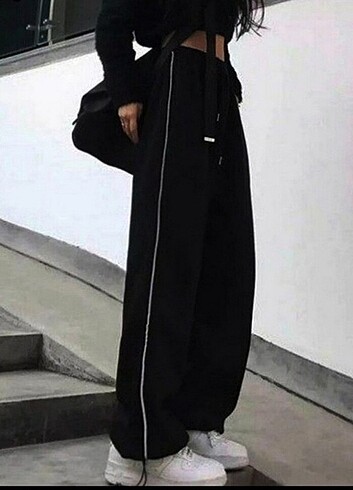 Oversize eşofman altı 