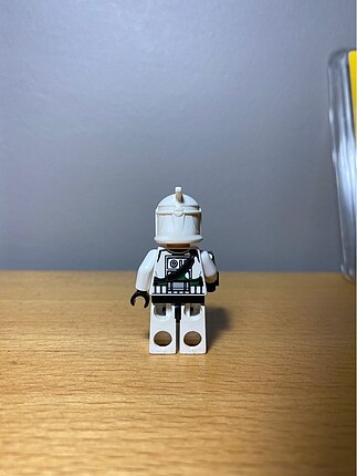  Beden Lego Commander Gree