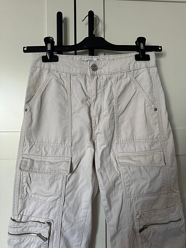 xs Beden Bershka kargo pantolon