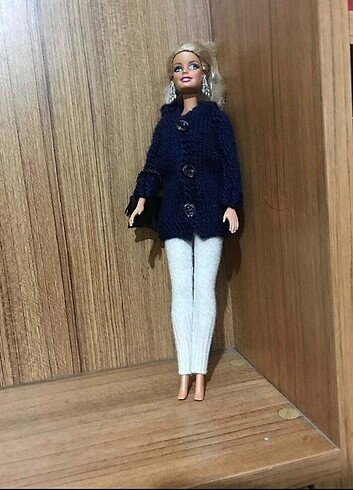 Barbie kiyafeti