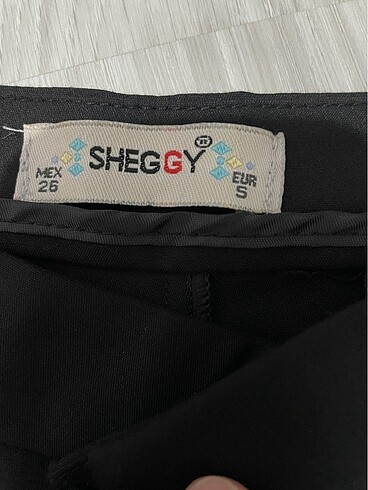 s Beden siyah Renk 3 adet siyah kumaş pantalon