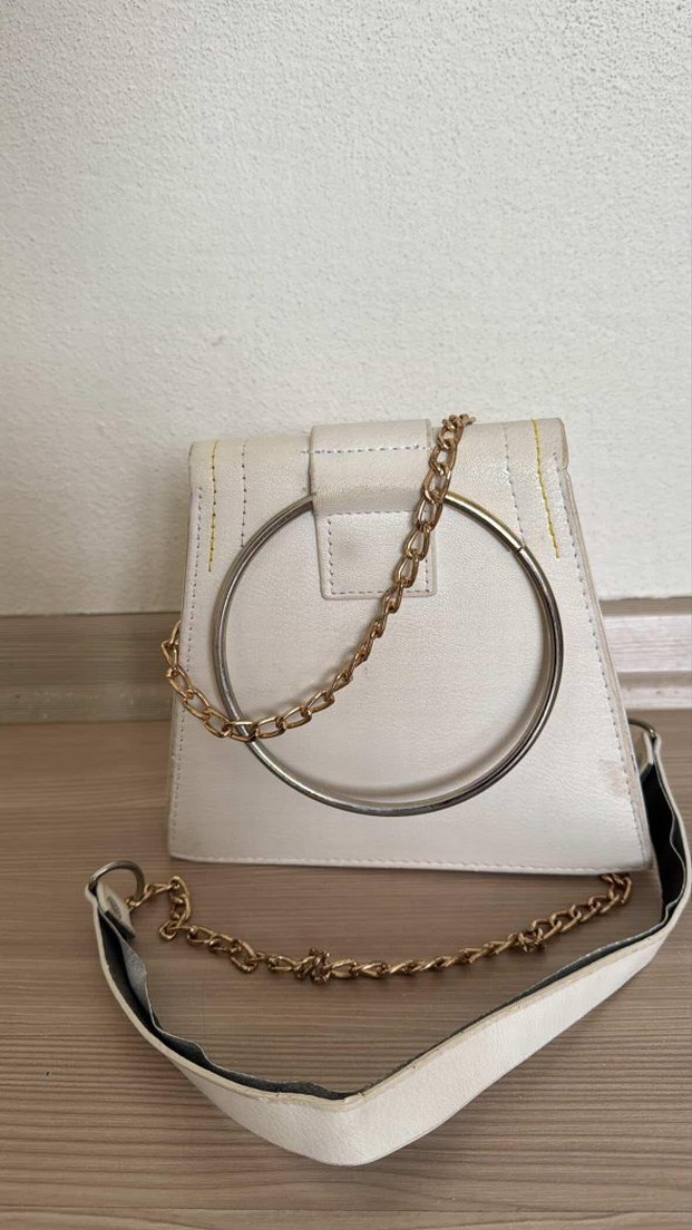 Beyaz Zincir Detaylı Deri Kadın Çanta - Görsel 2