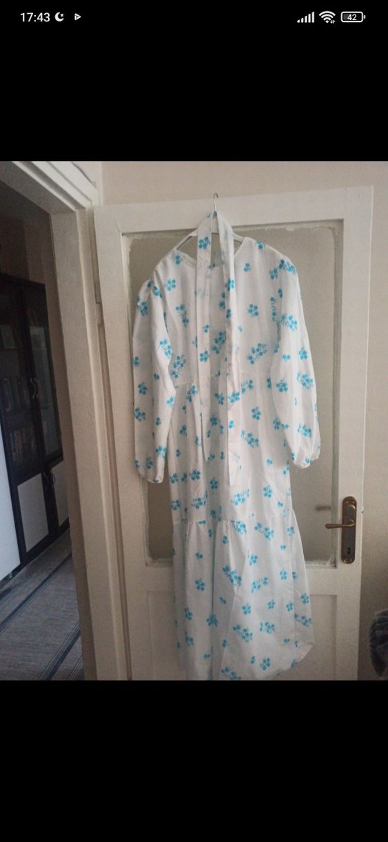 Diger Beyaz Pastel Renkli Uzun Elbise - Görsel 4