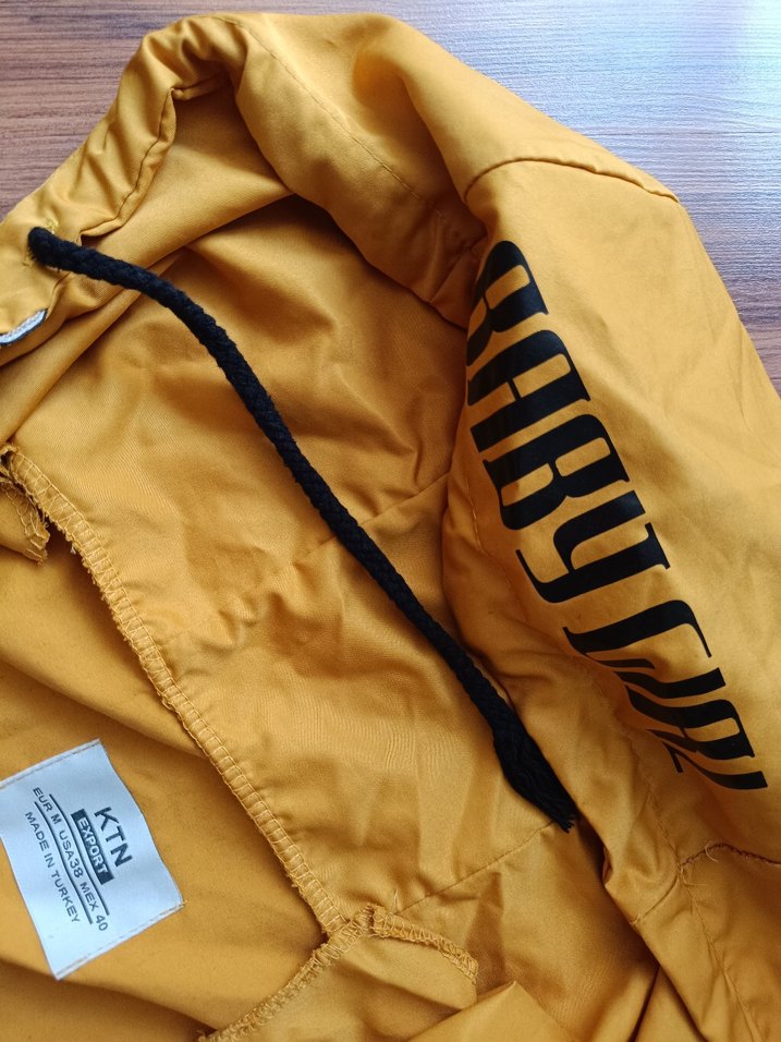 Sarı Kapüşonlu Fermuarlı Mini Ceket - Görsel 3