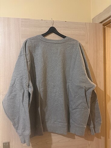 l Beden gri Renk Zara marka L beden oversize sweat