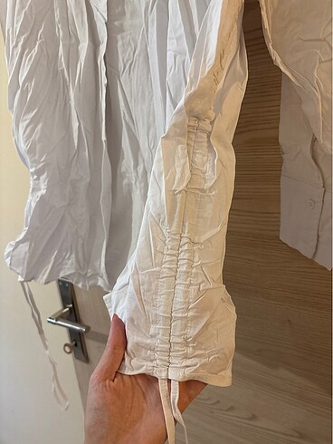 universal Beden beyaz Renk Yanları büzgü detaylı oversize gömlek standart beden