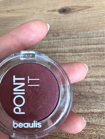 Maybelline Beaulis tekli far