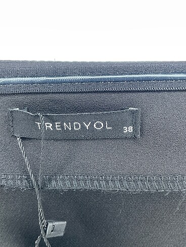 38 Beden siyah Renk Trendyol & Milla Kısa Elbise %70 İndirimli.