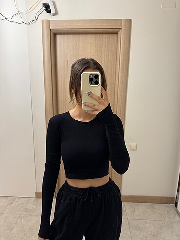 Pull and Bear crop top