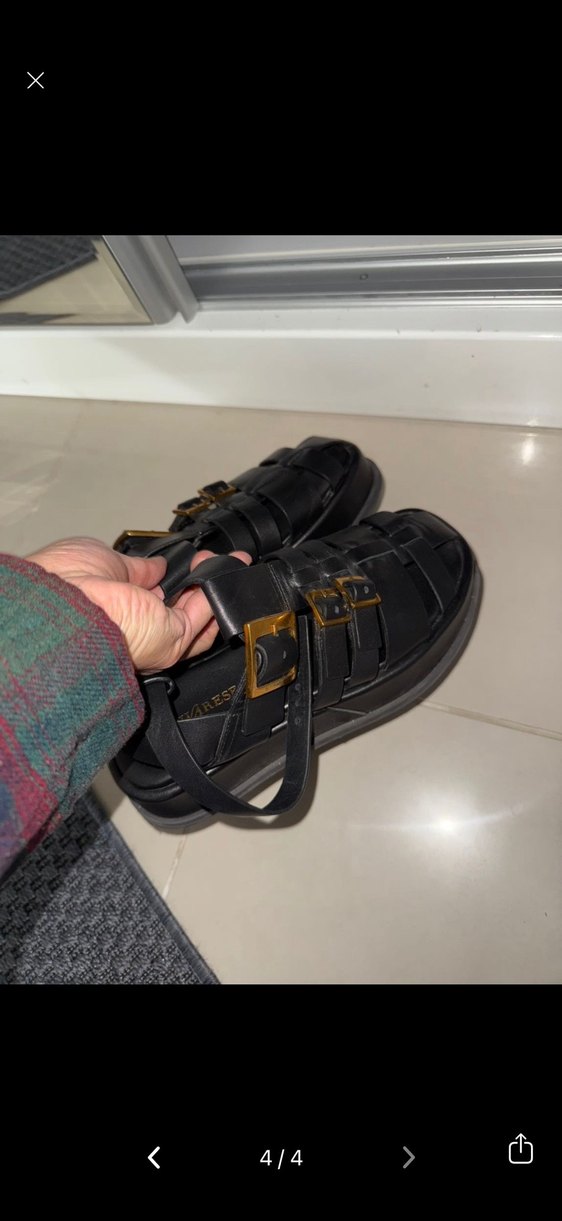 Siyah Kareli Tokalı Kadın Sandalet - Görsel 4