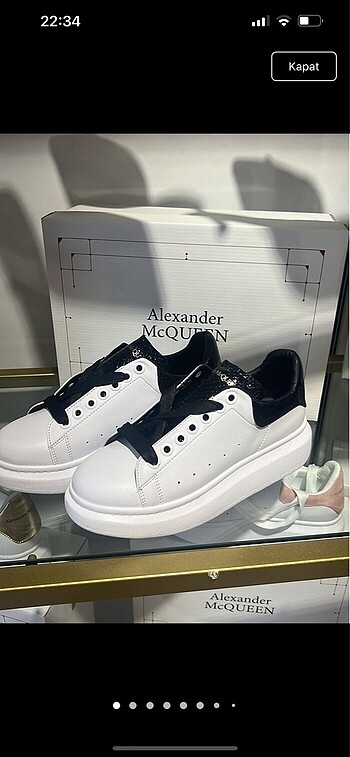 Alexander sneaker