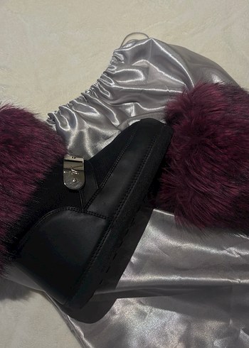 Kürklü Mor Gotik Kız Terlikleri - Görsel 2