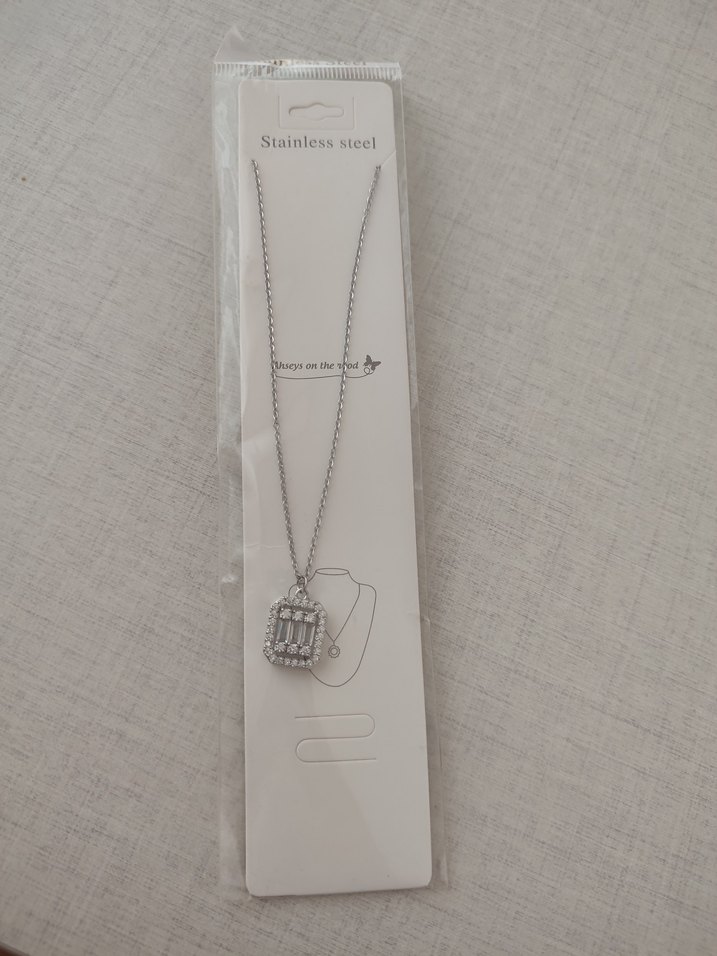 Çelik Baget Taş Detaylı Kadın Kolye - Görsel 3