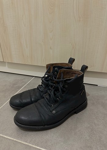 Levis Siyah Deri Erkek Botlari