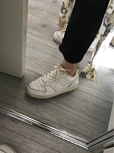 36,5 Beden Nike air orjinal ayakkabı