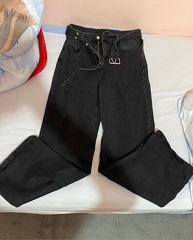 Siyah mom jean
