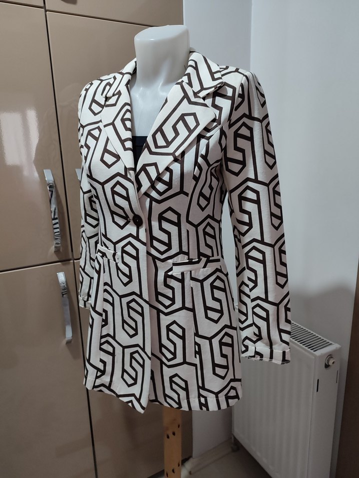 Baskılı Kısa Kadın Blazer Ceket - Görsel 3