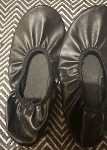 Kız Çocuk Siyah Lastikli Babet Ayakkabı pisi 22 cm