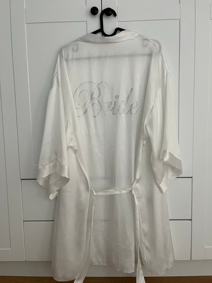 Beyaz Bride saten sabahlık - Görsel 2