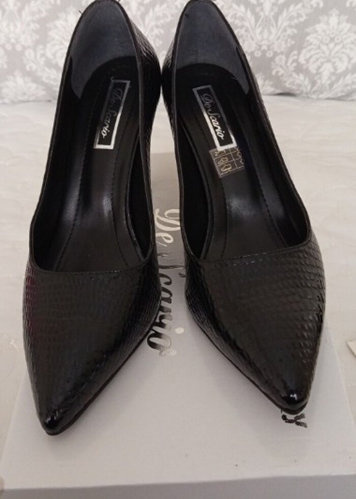 Topuklu ayakkabı - Görsel 2