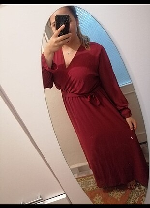 Kuruvaze yaka şifon elbise