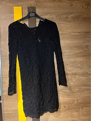 H&M Siyah Dantel Elbise