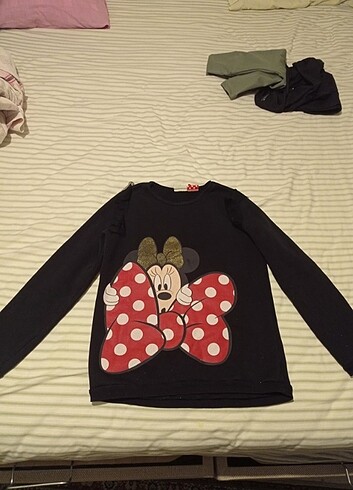 Minnie Mouse sweatshirt 