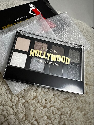 Avon hollywood nude far paleti
