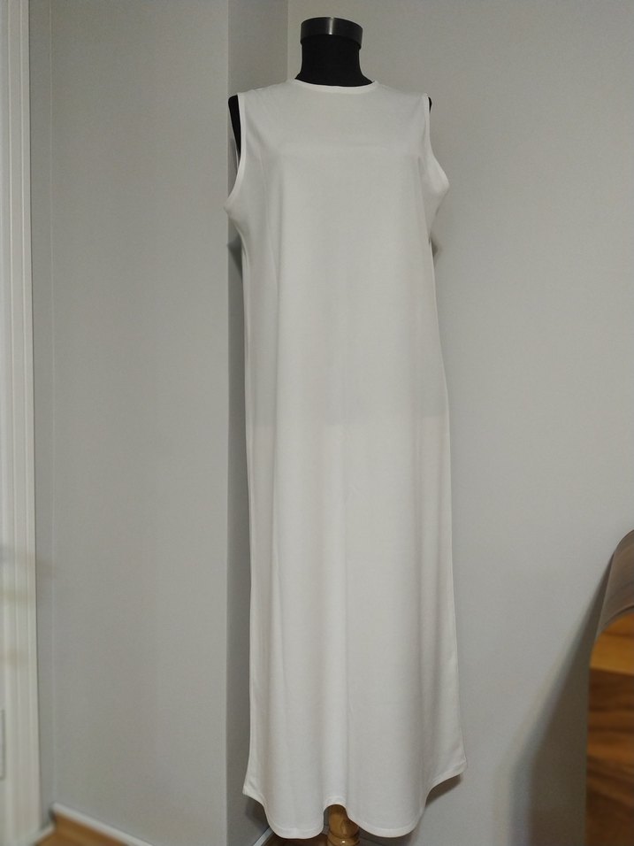 Beyaz içlik astar elbise - Görsel 2