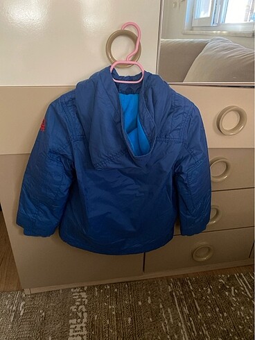 5 Yaş Beden Benetton çocuk yağmurluk @mont