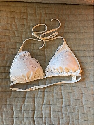 Bikini üstü